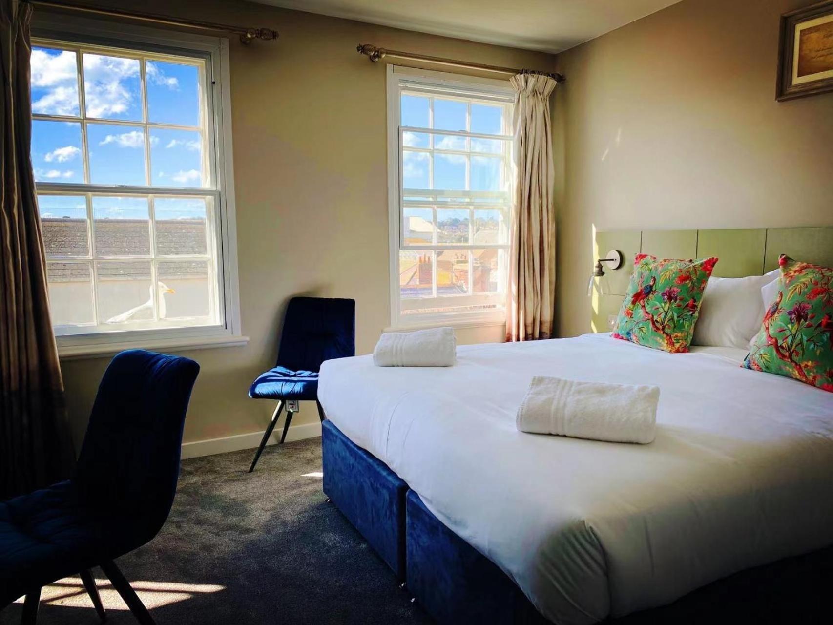 וויימות' Chapter 1 Hotels מראה חיצוני תמונה